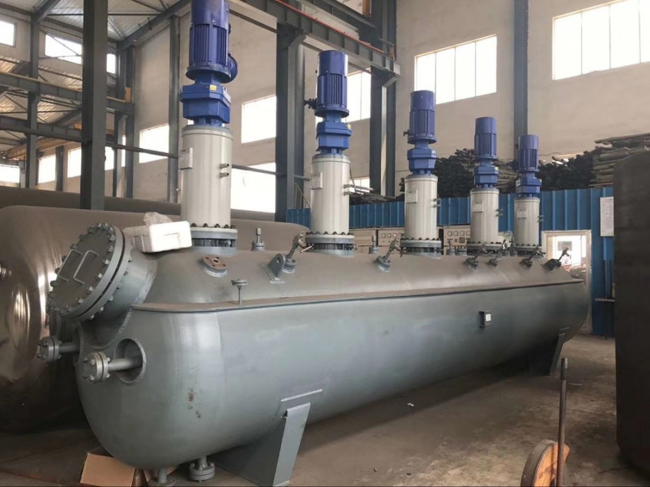 5000L外盤管加熱不銹鋼反應釜 5000L外盤管加熱不銹鋼反應釜